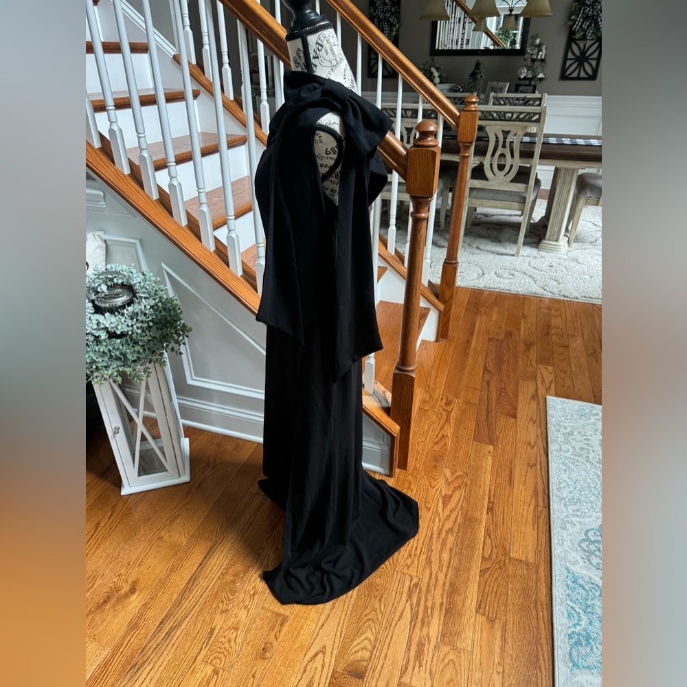 New! Lulu’s Black Fitted‎ Maxi Off Shoulder Dress - Picture 6 of 9